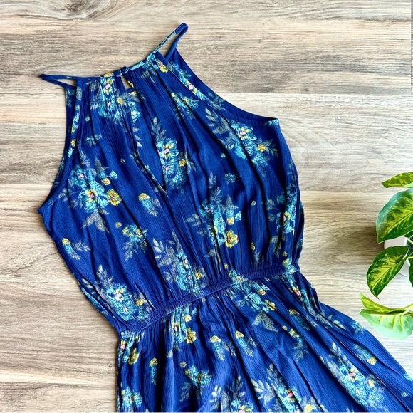 Mudd Boho-Inspired Navy Floral Wide-Leg Halter Jumpsuit – Size XS - Picture 7 of 9